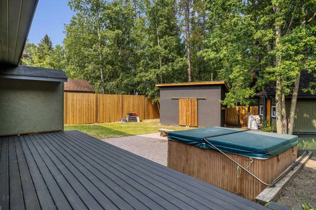 610 Larch Place Canmore AB T1W1S1