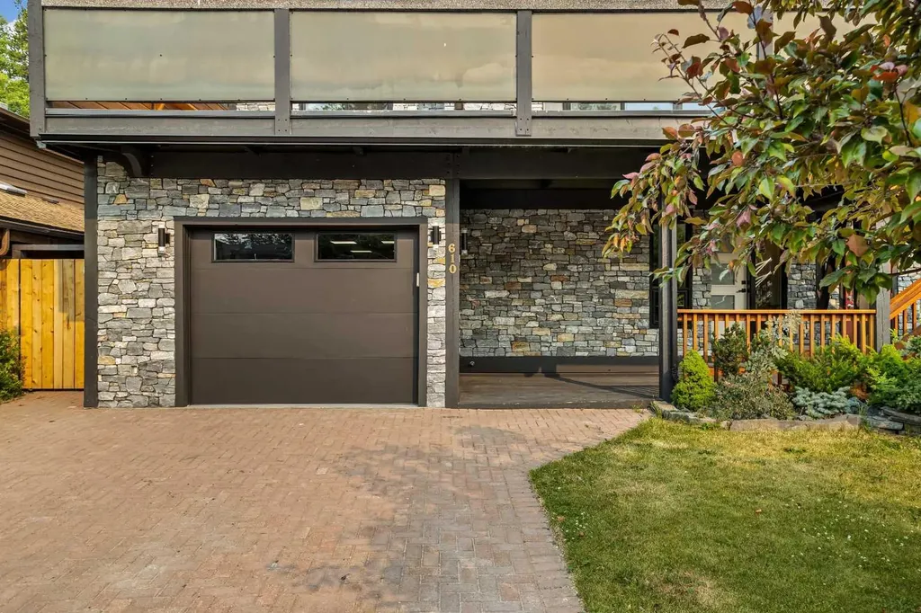 610 Larch Place Canmore AB T1W1S1