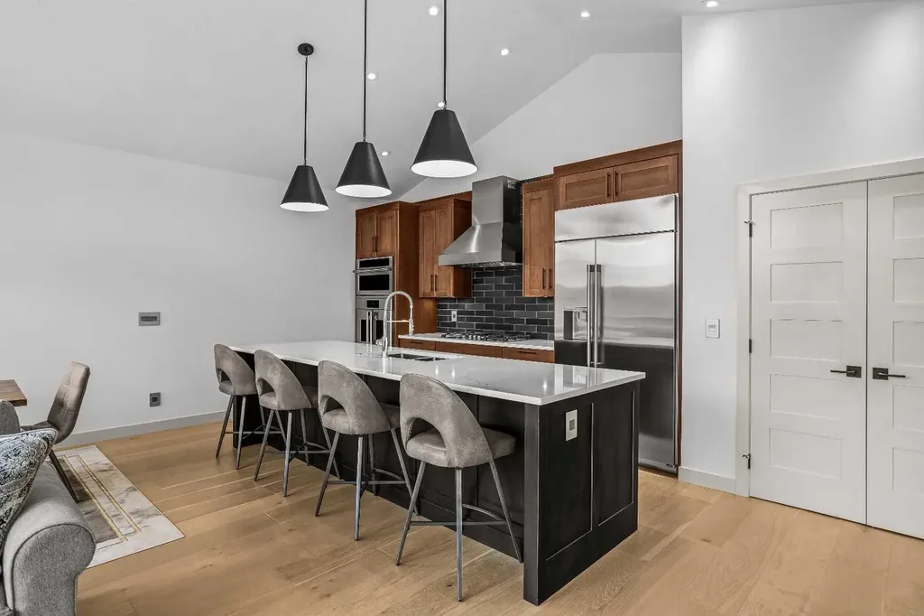 401 Stewart Creek Close Canmore AB T1W0L6