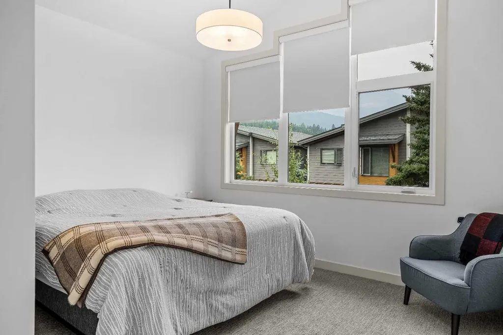 401 Stewart Creek Close Canmore AB T1W0L6