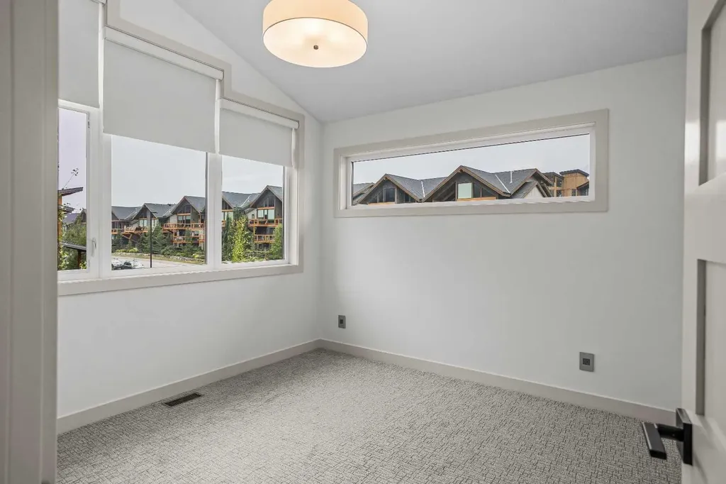 401 Stewart Creek Close Canmore AB T1W0L6