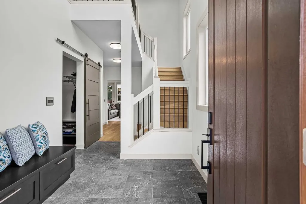 401 Stewart Creek Close Canmore AB T1W0L6