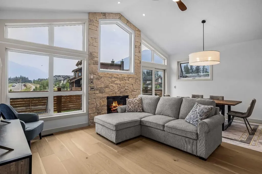 401 Stewart Creek Close Canmore AB T1W0L6