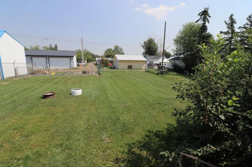 4809 52 Street Stavely AB T0L 1Z0