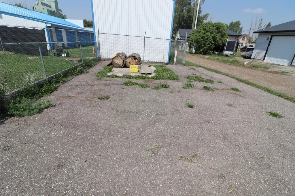 4809 52 Street Stavely AB T0L 1Z0