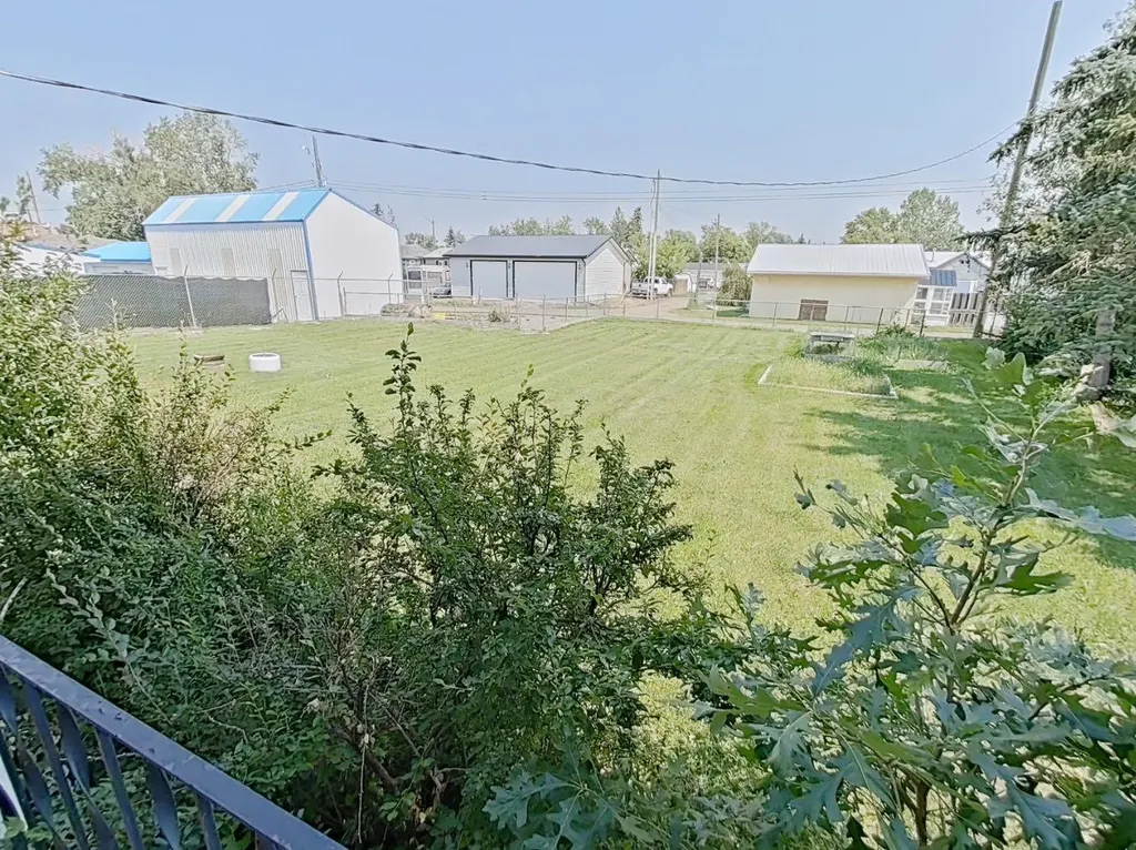 4809 52 Street Stavely AB T0L 1Z0