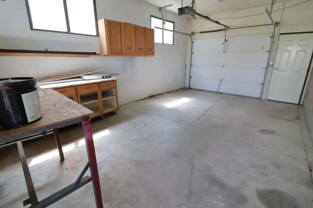 4809 52 Street Stavely AB T0L 1Z0