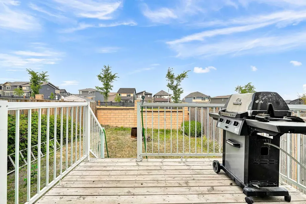 75 Evanscrest Way NW Calgary AB T3P 0R7