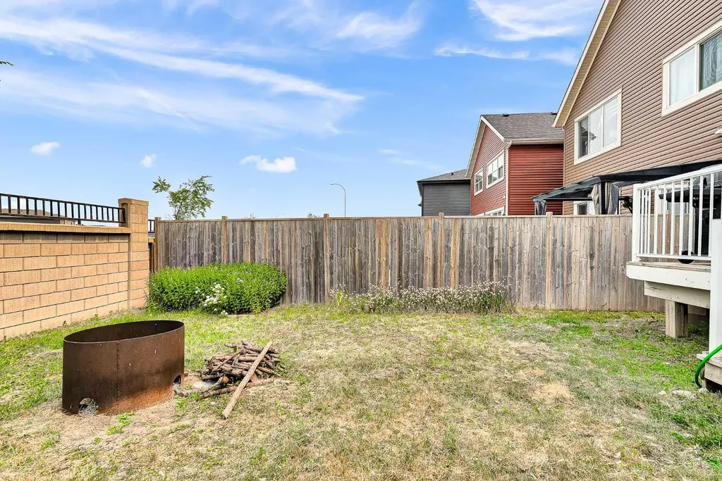 75 Evanscrest Way NW Calgary AB T3P 0R7