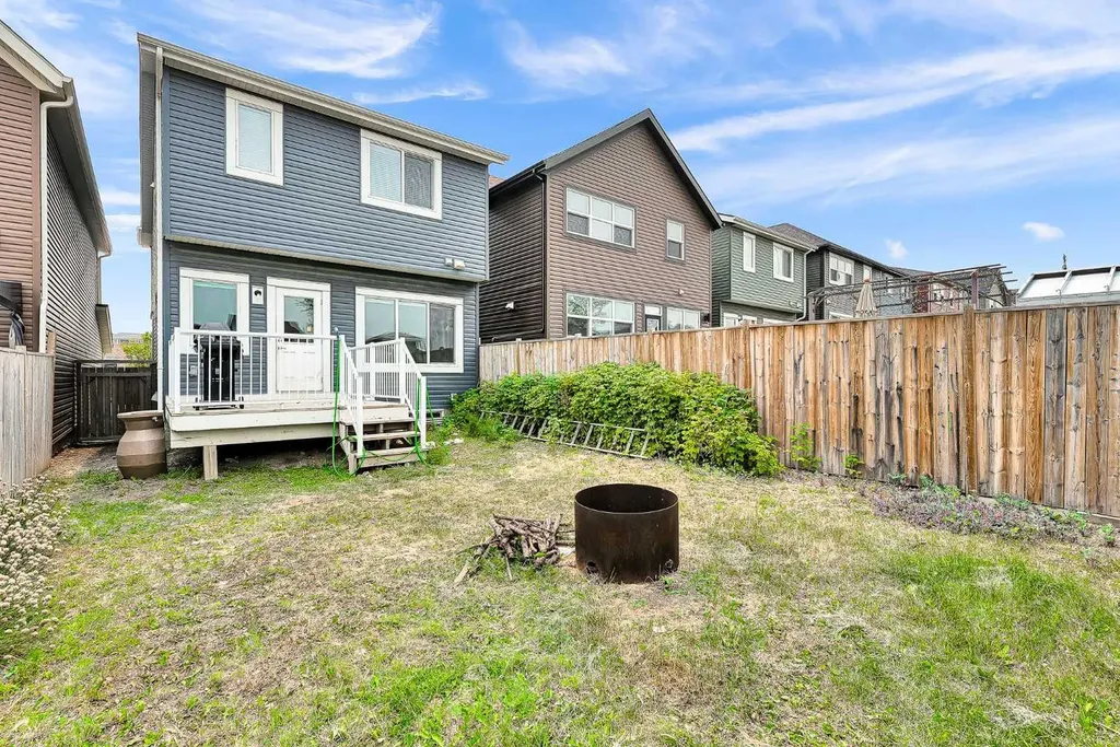 75 Evanscrest Way NW Calgary AB T3P 0R7