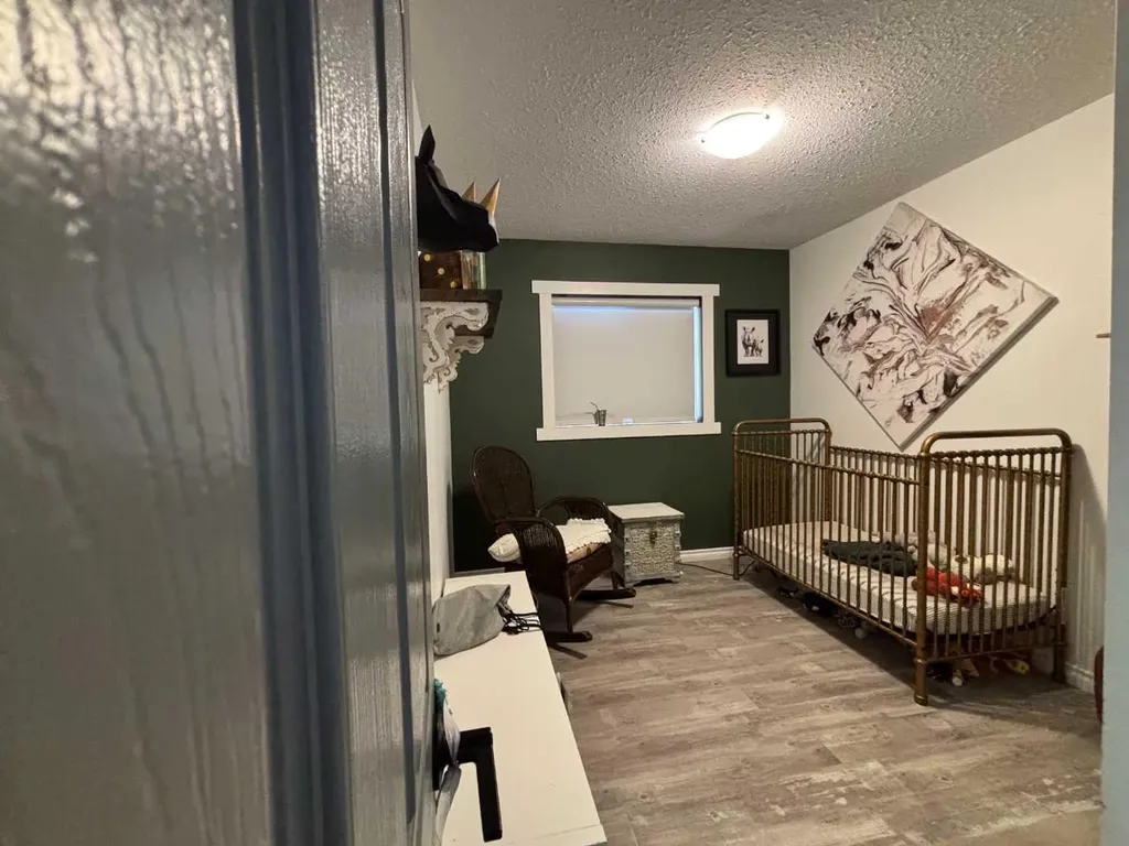 26 Olson Crescent Whitecourt AB T7S 1T9