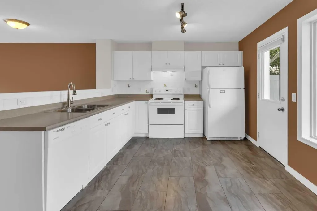 97 Tuscany Springs Gardens NW Calgary AB T3L 2R4