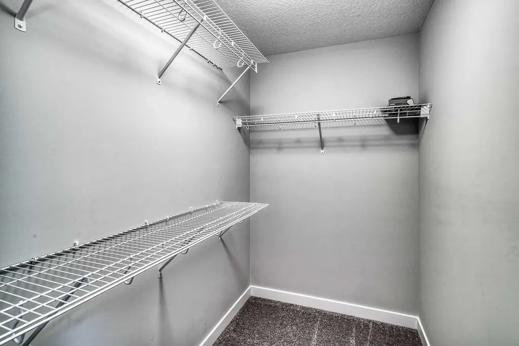 2428 30 Street SW Calgary AB T3E 2M1