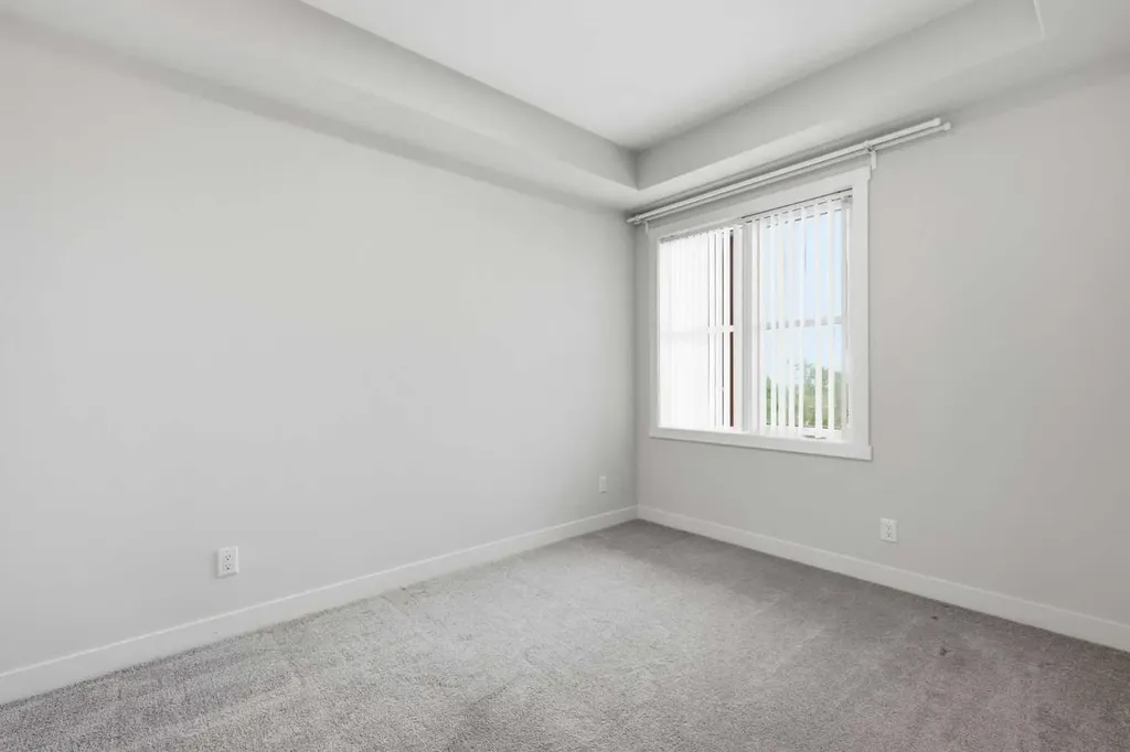 81 Arbour Lake View NW Calgary AB T3G0H4