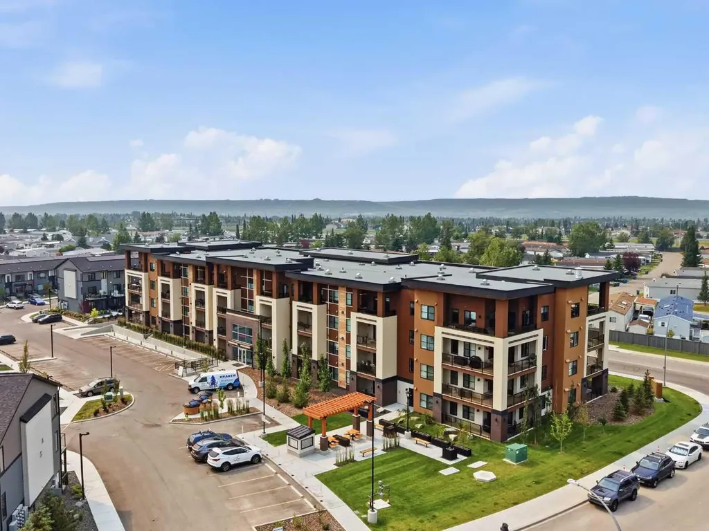 81 Arbour Lake View NW Calgary AB T3G0H4