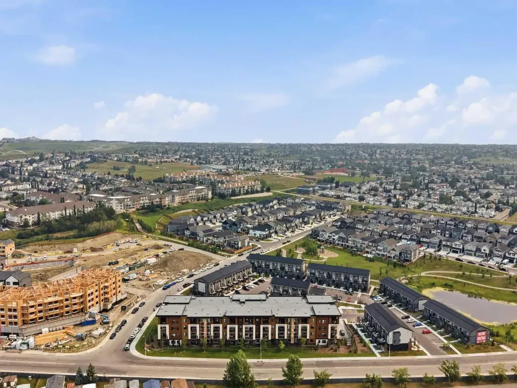 81 Arbour Lake View NW Calgary AB T3G0H4