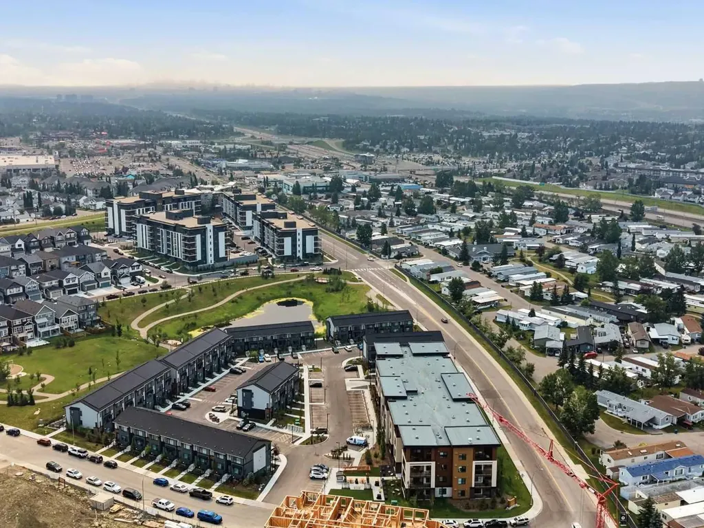 81 Arbour Lake View NW Calgary AB T3G0H4