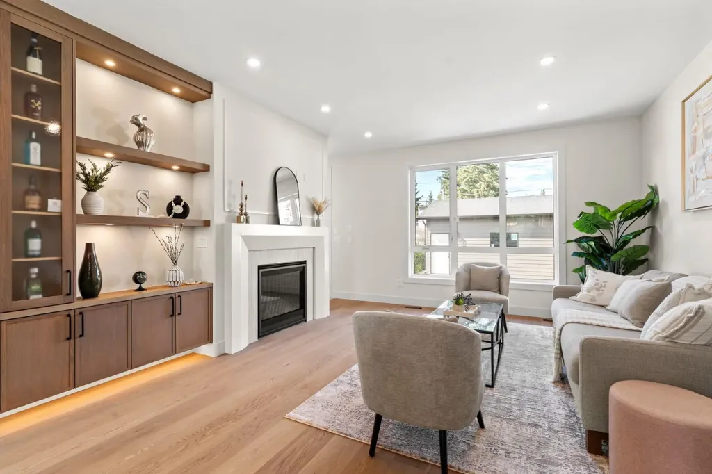 8140 47 Avenue NW Calgary AB T3B 1Z5