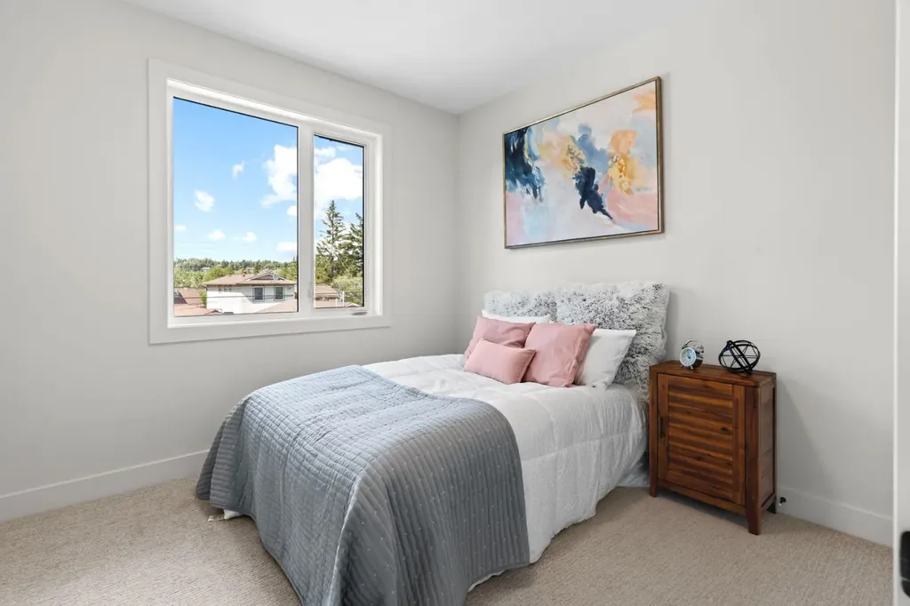 8140 47 Avenue NW Calgary AB T3B 1Z5
