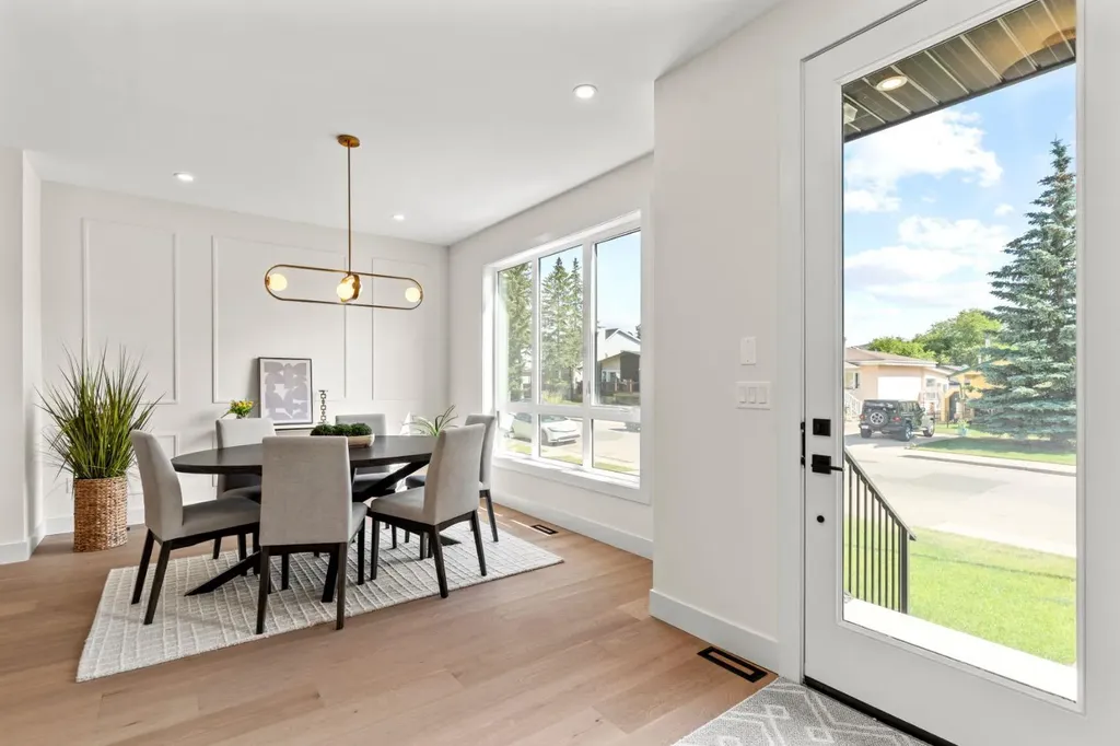 8140 47 Avenue NW Calgary AB T3B 1Z5