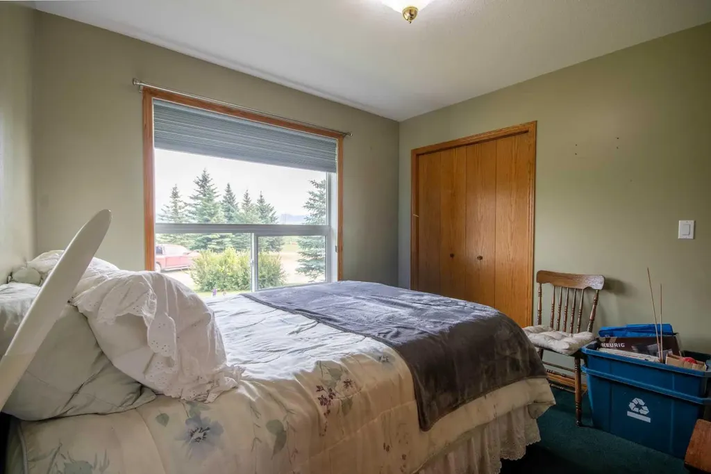 4351 Township Road 332 Rural Mountain View County AB T0M 1X0