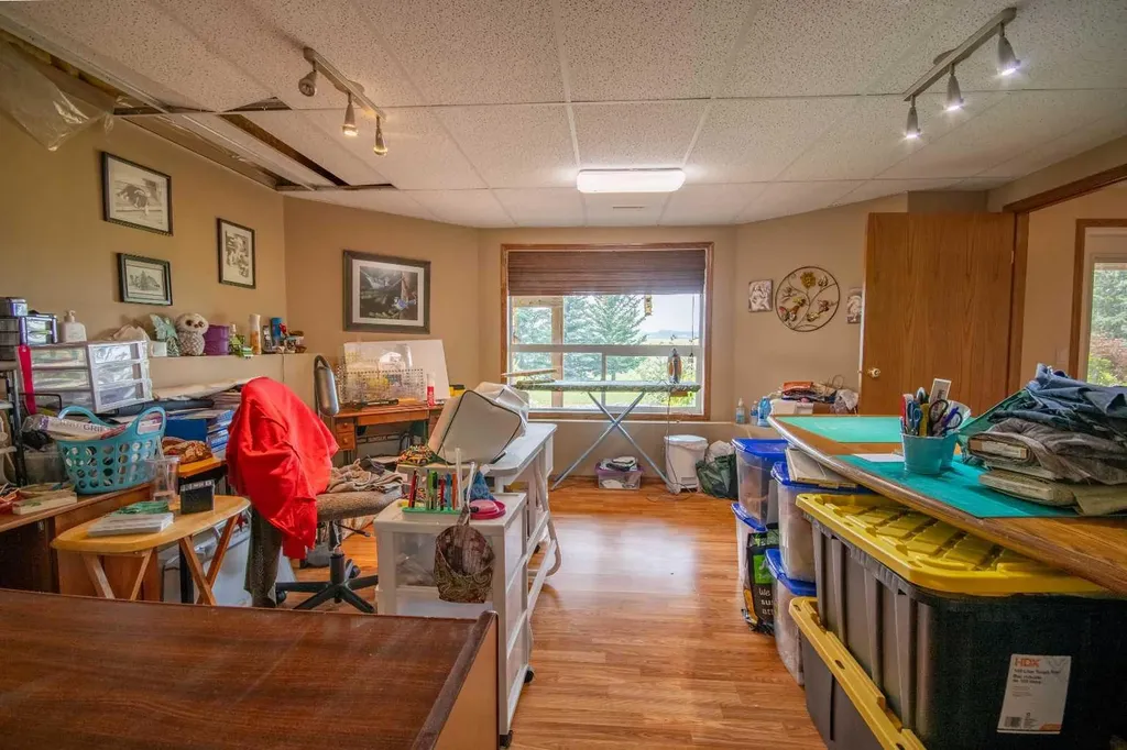 4351 Township Road 332 Rural Mountain View County AB T0M 1X0