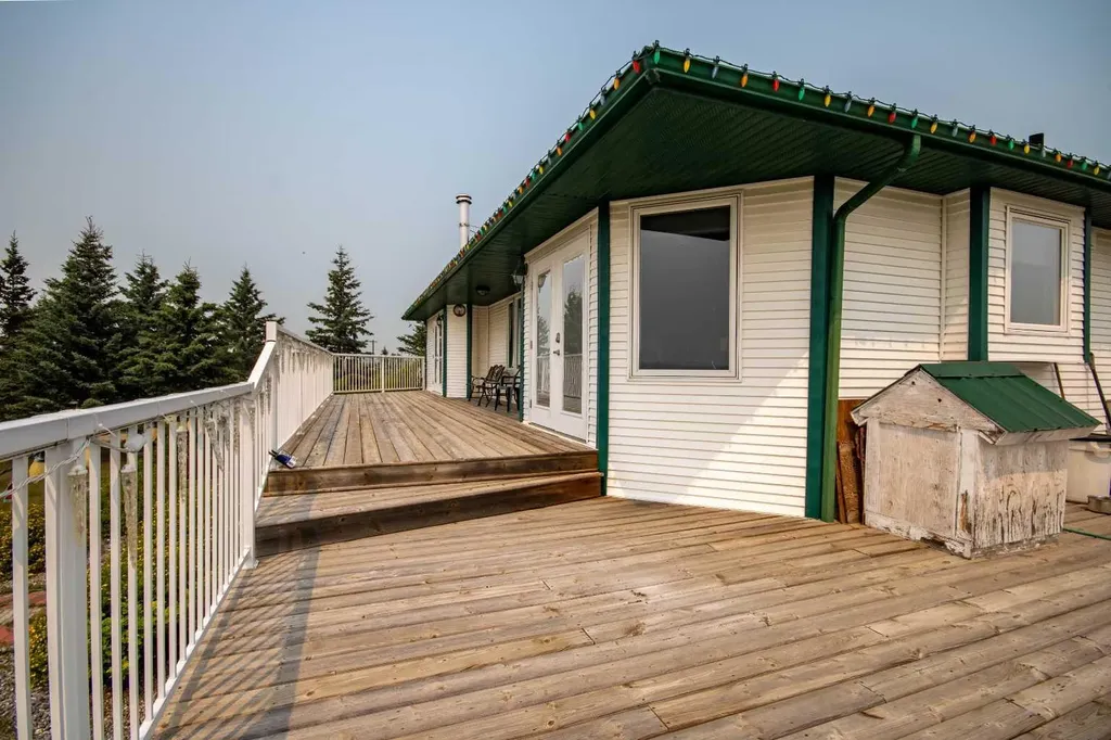 4351 Township Road 332 Rural Mountain View County AB T0M 1X0