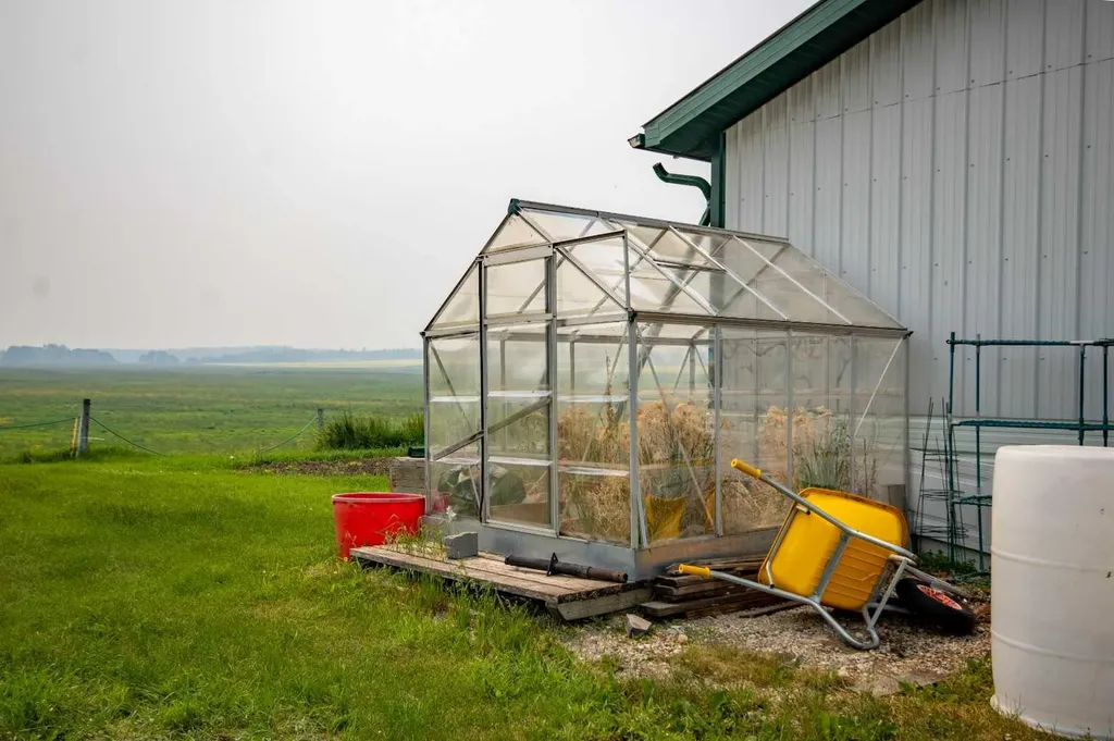 4351 Township Road 332 Rural Mountain View County AB T0M 1X0