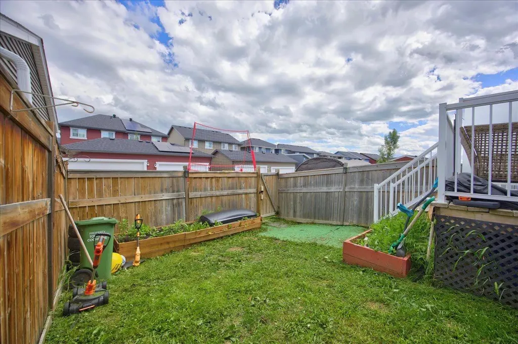 146 Sunset Road Cochrane AB T4C 0Z9