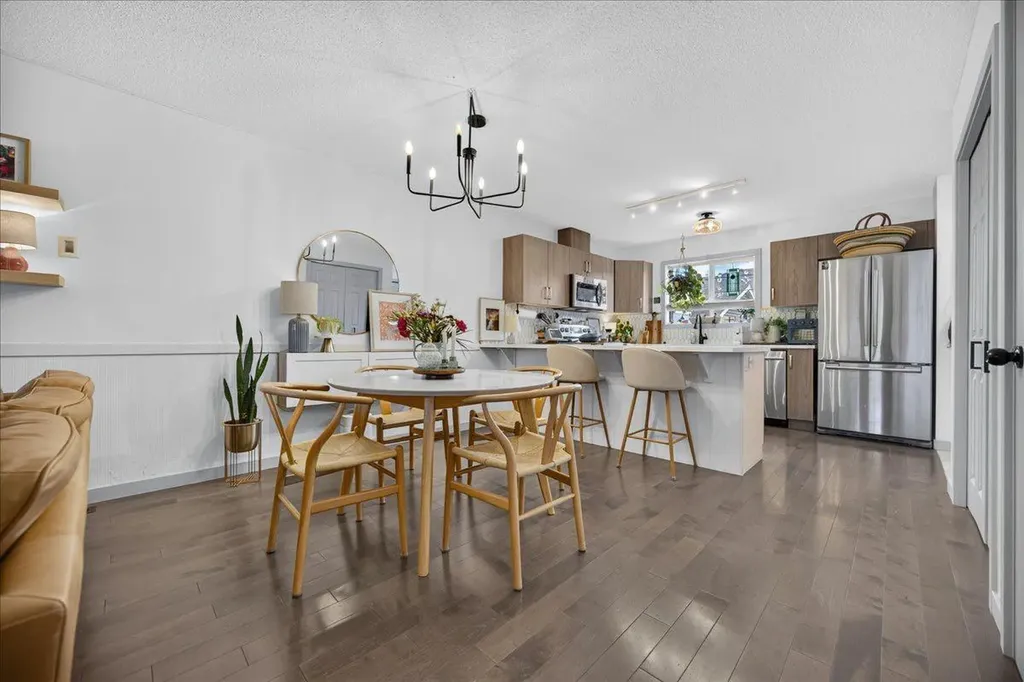 146 Sunset Road Cochrane AB T4C 0Z9
