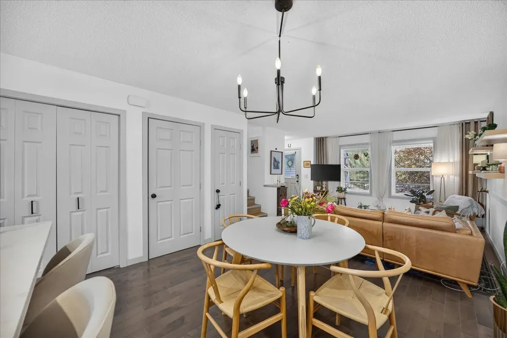 146 Sunset Road Cochrane AB T4C 0Z9