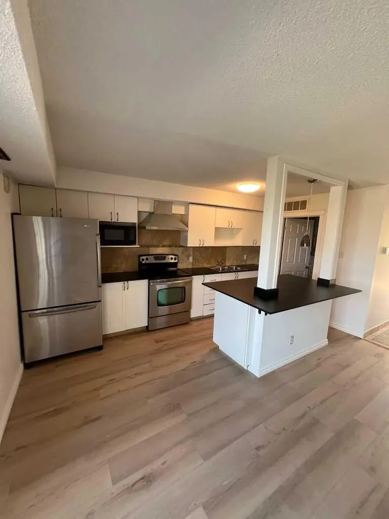 3726 Centre Street NE Calgary AB t2e 2y3