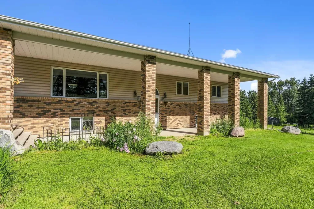 590005 Range Road 110 Rural Woodlands County AB T7S 2A1