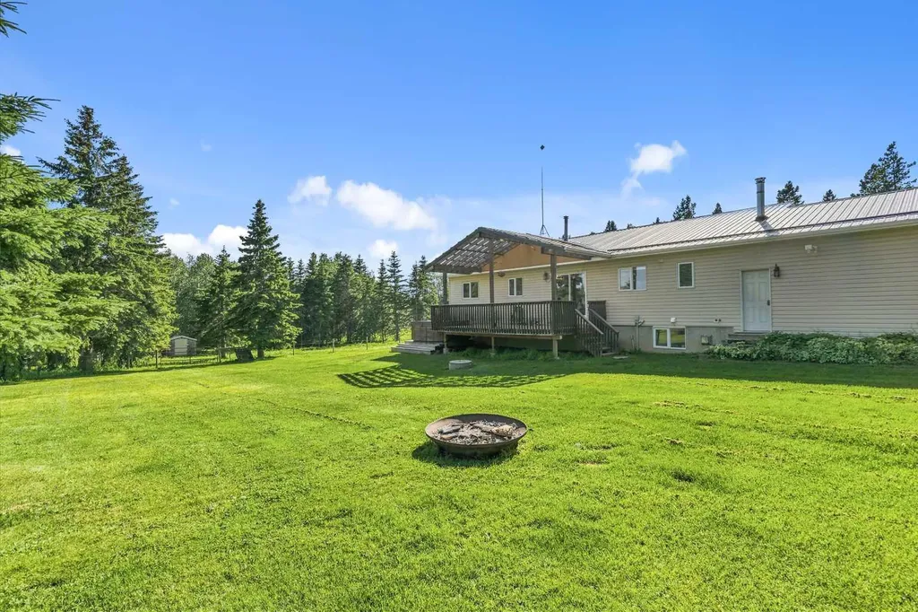 590005 Range Road 110 Rural Woodlands County AB T7S 2A1