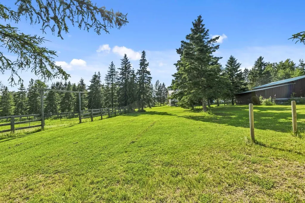 590005 Range Road 110 Rural Woodlands County AB T7S 2A1