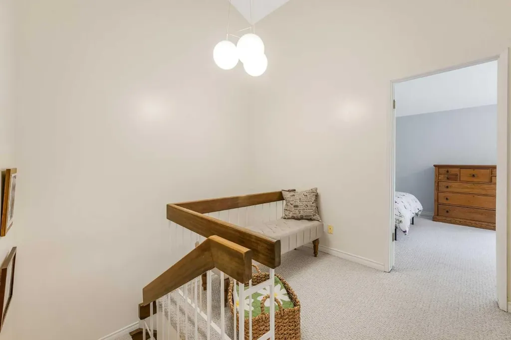 70 Brae Glen Lane SW Calgary AB T2W 1B6