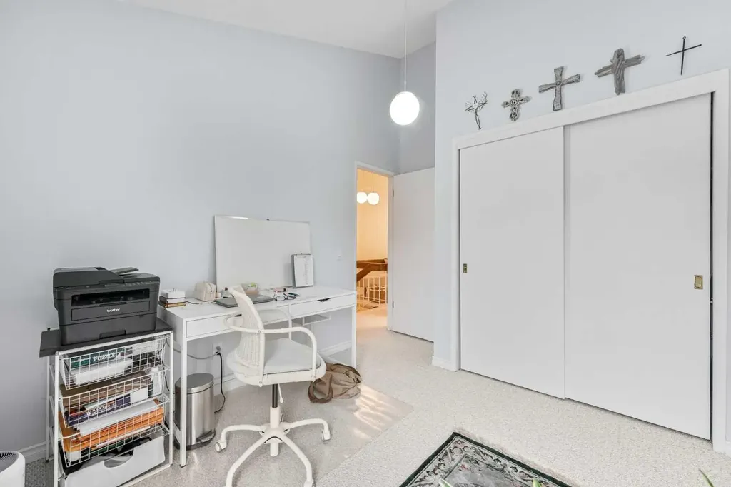 70 Brae Glen Lane SW Calgary AB T2W 1B6