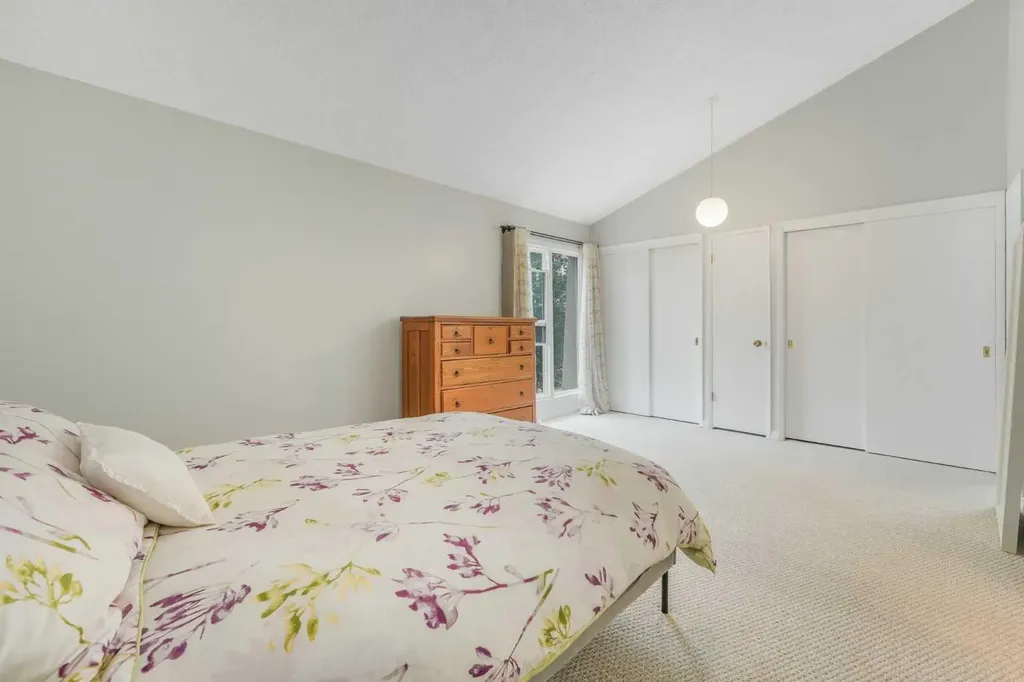 70 Brae Glen Lane SW Calgary AB T2W 1B6