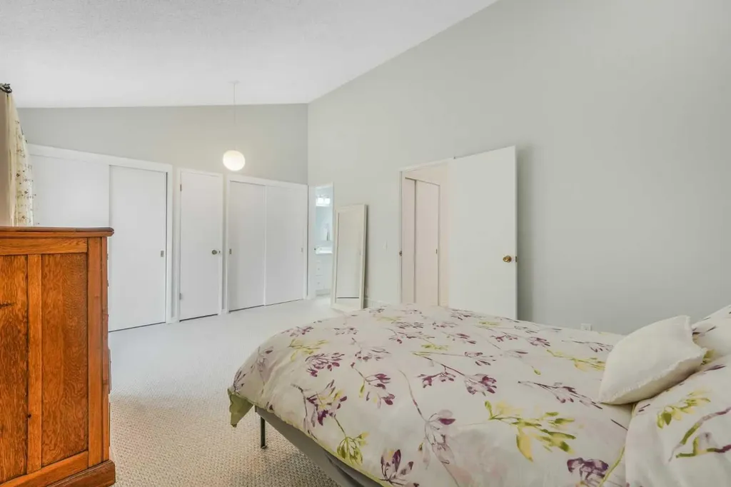 70 Brae Glen Lane SW Calgary AB T2W 1B6