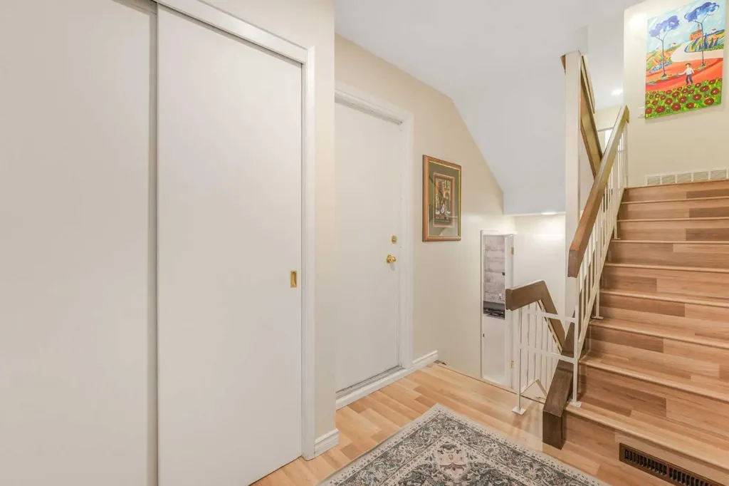 70 Brae Glen Lane SW Calgary AB T2W 1B6