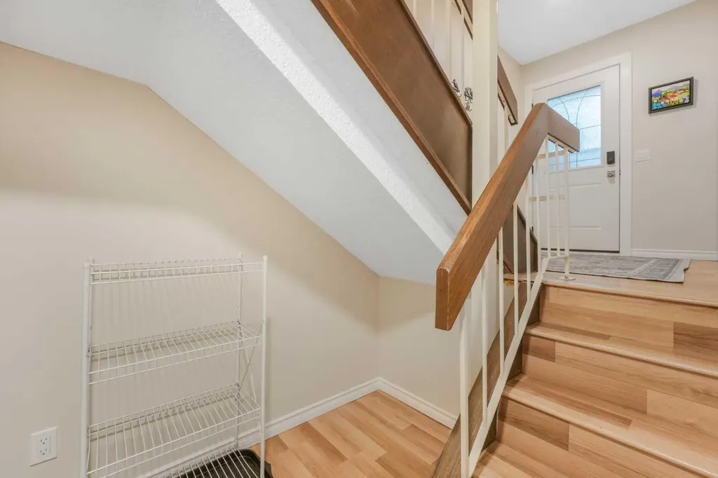 70 Brae Glen Lane SW Calgary AB T2W 1B6