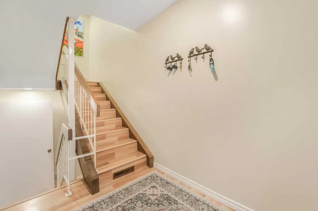 70 Brae Glen Lane SW Calgary AB T2W 1B6