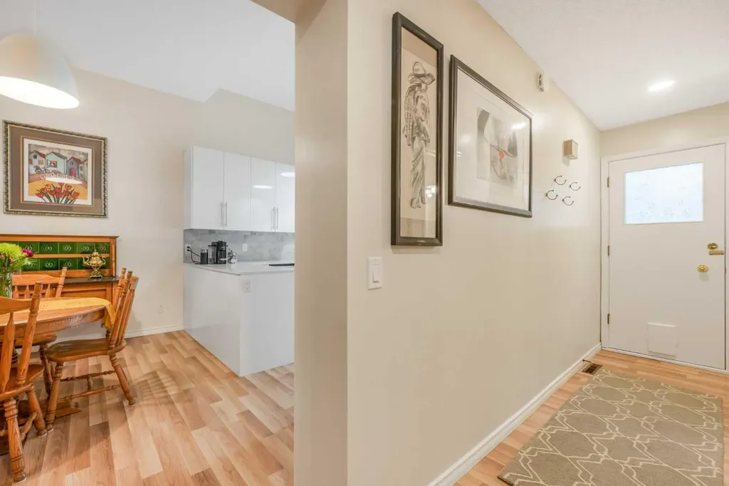 70 Brae Glen Lane SW Calgary AB T2W 1B6