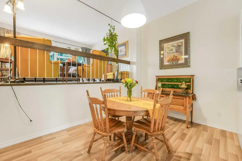 70 Brae Glen Lane SW Calgary AB T2W 1B6