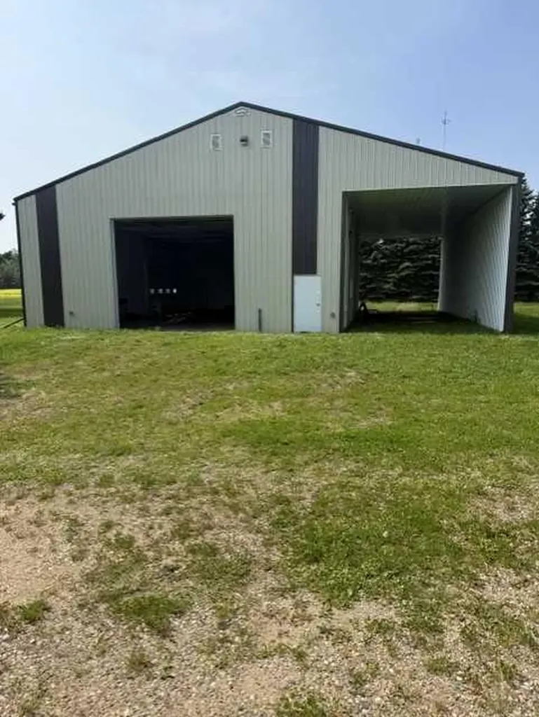 192 Range Road Range N Grassland AB T0A 1V0