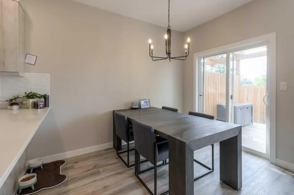 1568 Stafford Drive N Lethbridge AB T1H7G8