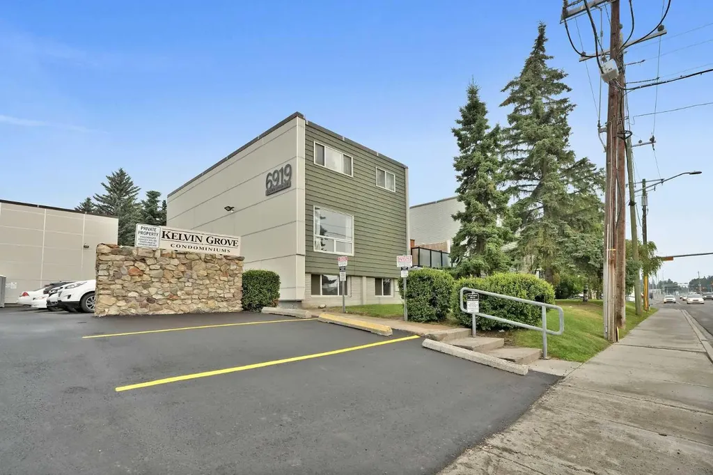 6919 Elbow Drive SW Calgary AB T2V 0E6