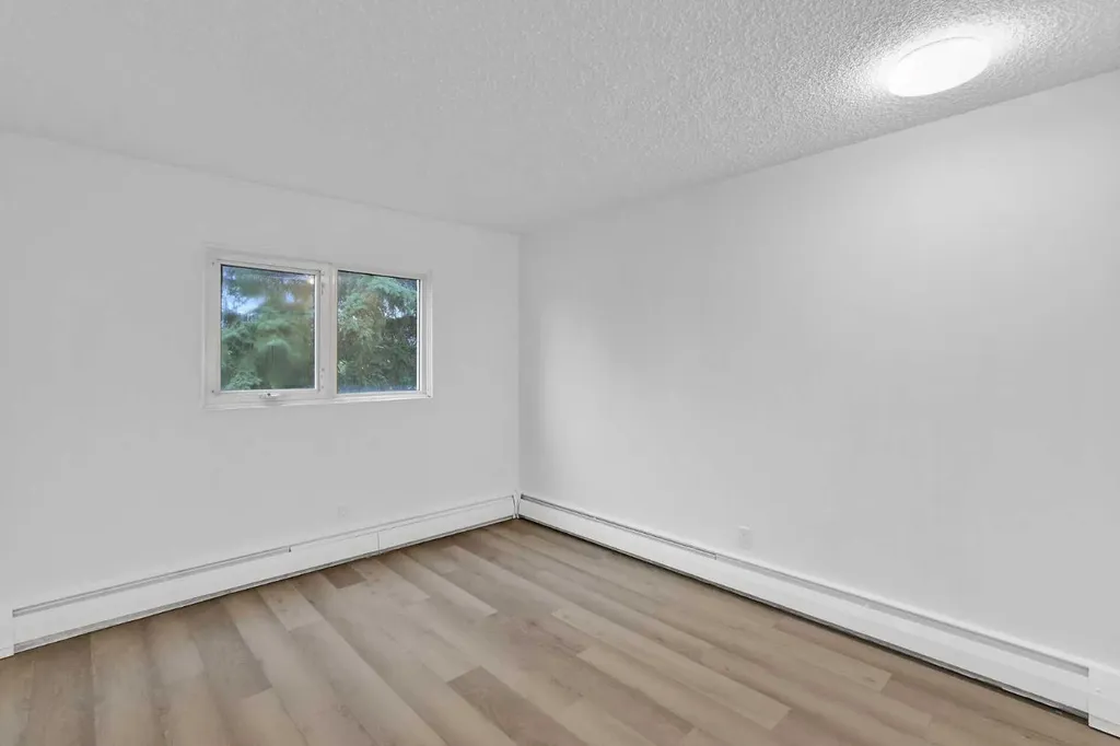 6919 Elbow Drive SW Calgary AB T2V 0E6