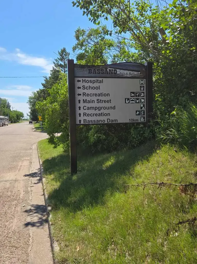 606 4 Street Bassano AB T0J0B0