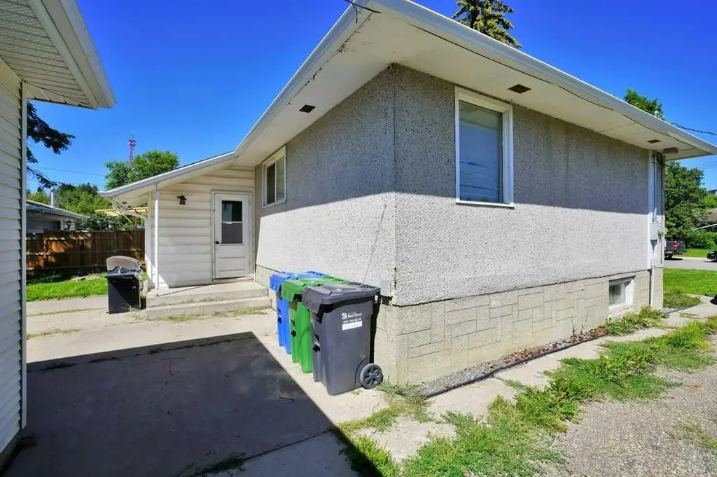 6014 56 Avenue Red Deer AB t4n4r4